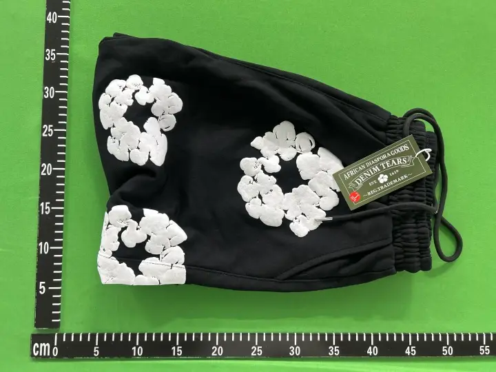 Denim Tears Shorts QC photo 9