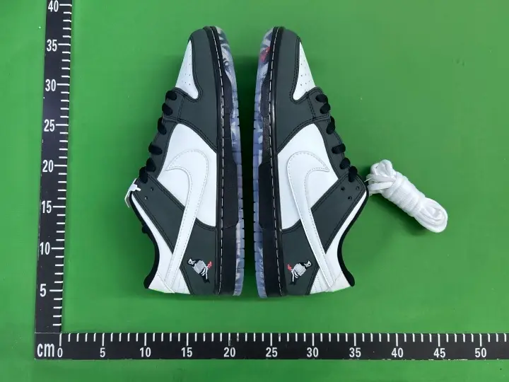 Dunk Panda Pigeon Shoes QC photo 12