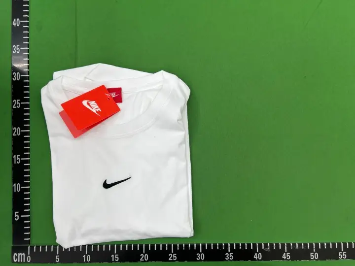 Nike Basic Tee QC photo 16