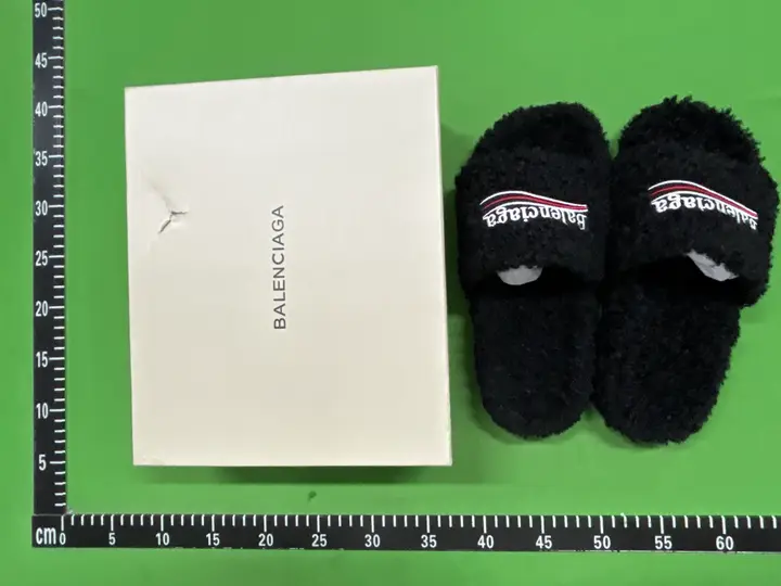 Balenciaga Fur Slides QC photo 10