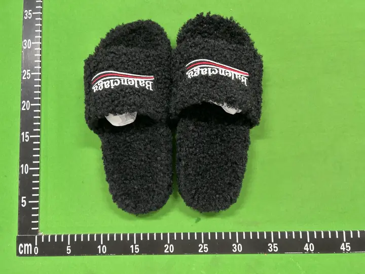 Balenciaga Fur Slides QC photo 11