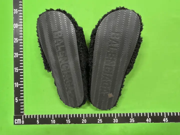Balenciaga Fur Slides QC photo 12