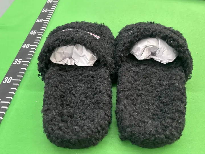 Balenciaga Fur Slides QC photo 3