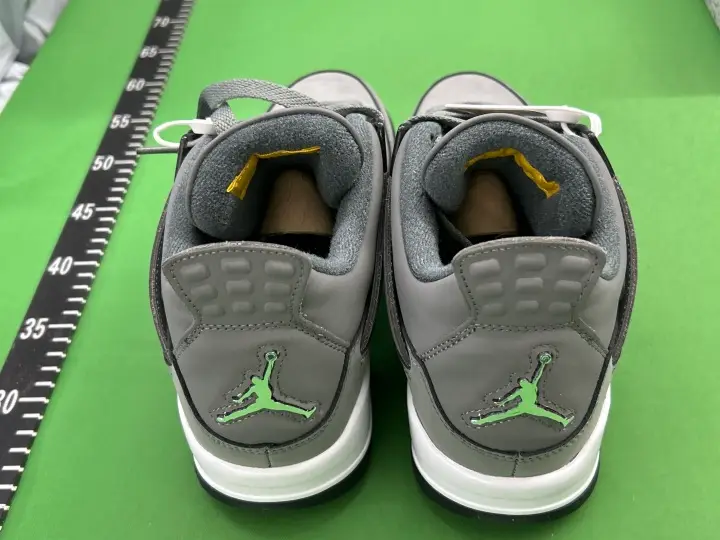 Jordan 4 Green Metallic QC photo 3