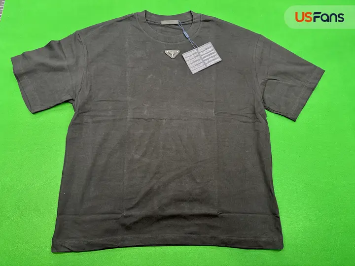 PRADA T-shirt QC photo 18