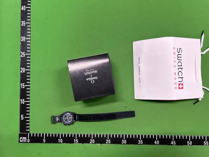 Omega x Swatch Watch QC photo 1