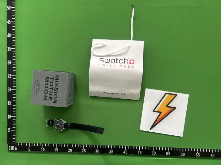Omega x Swatch Watch QC photo 10