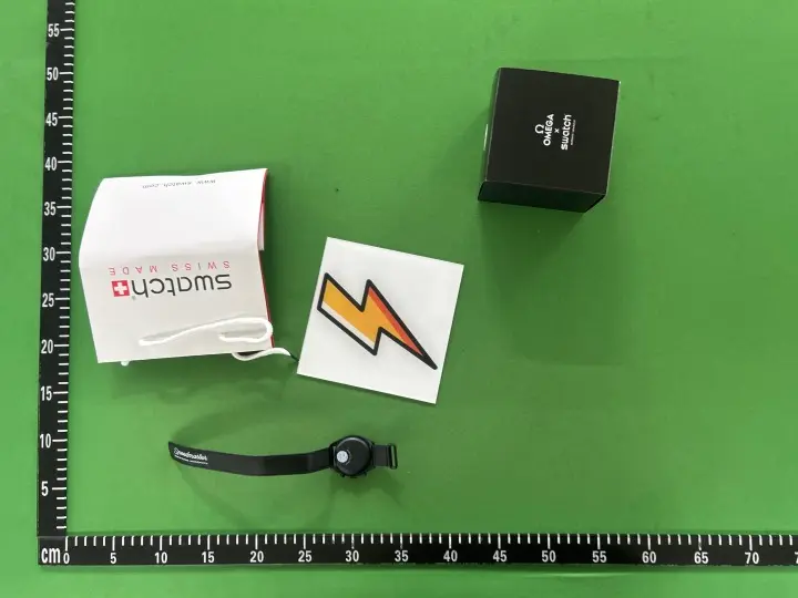 Omega x Swatch Watch QC photo 8