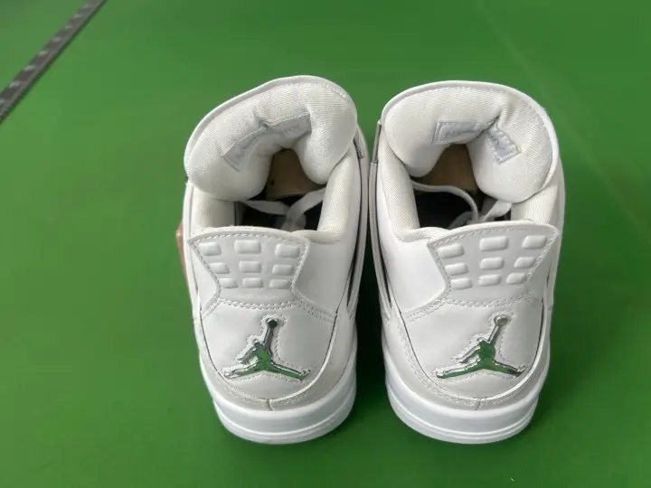 Jordan 4 Wet Cement QC photo 11