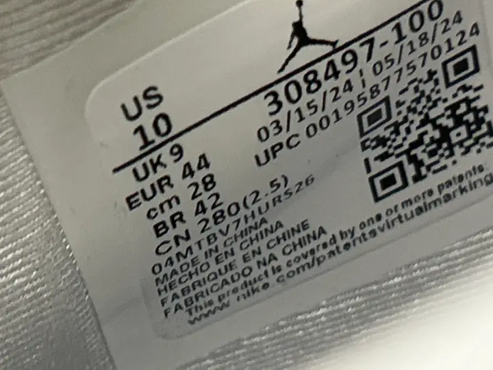 Jordan 4 Wet Cement QC photo 12