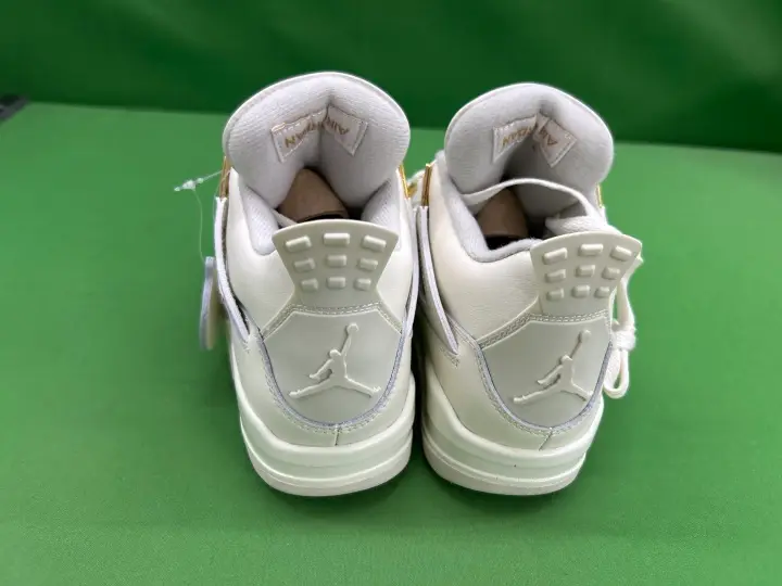 Jordan 4 Wet Cement QC photo 18