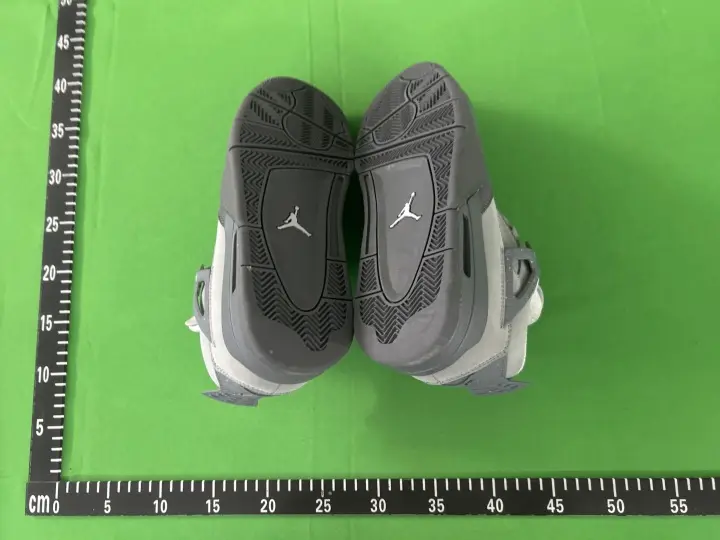 Jordan 4 Wet Cement QC photo 6