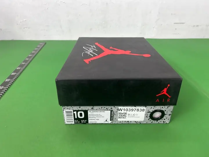 Jordan 4 Wet Cement QC photo 9
