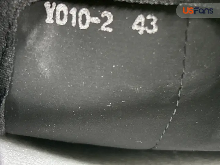 LV Slides Black QC photo 17