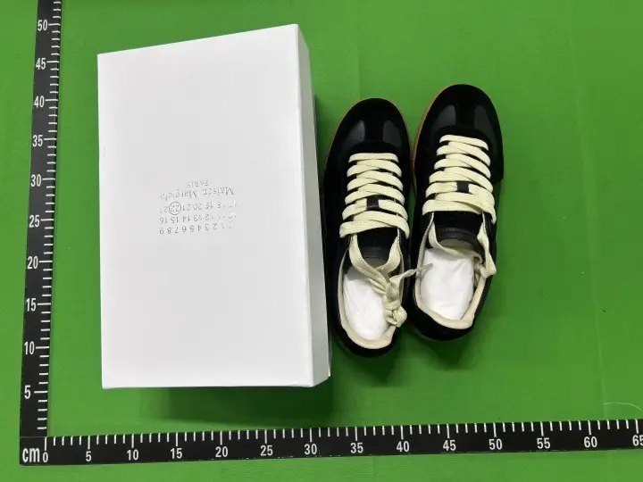 Margiela Gats All Black QC photo 19