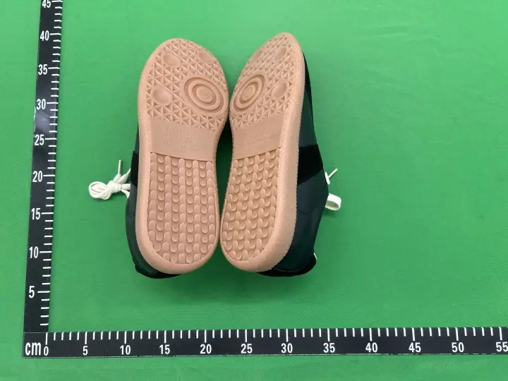 Margiela Gats All Black QC photo 6