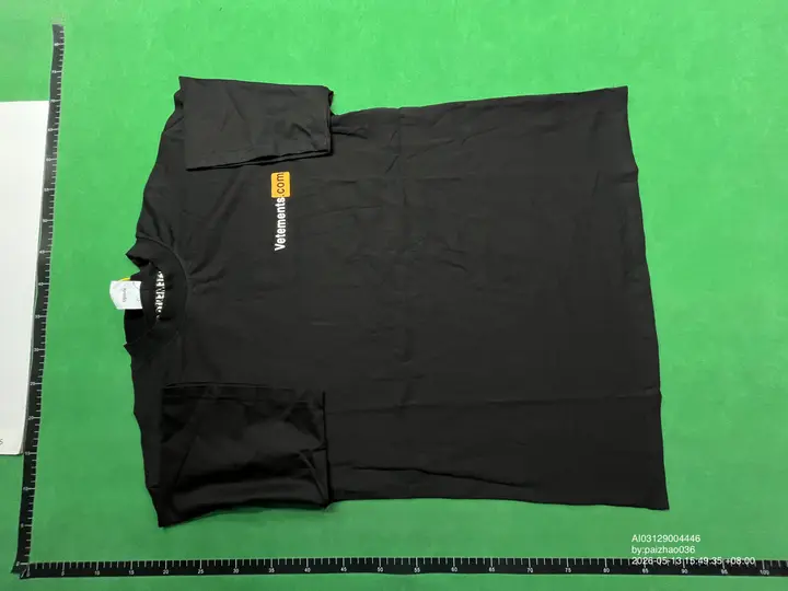 Vetements Hub T-Shirt QC photo 19