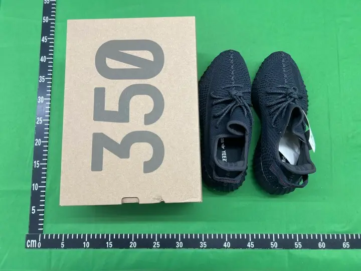 Yeezy 350 Dazzling Blue QC photo 10