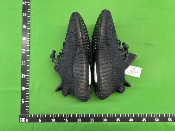 Yeezy 350 Dazzling Blue QC photo 12