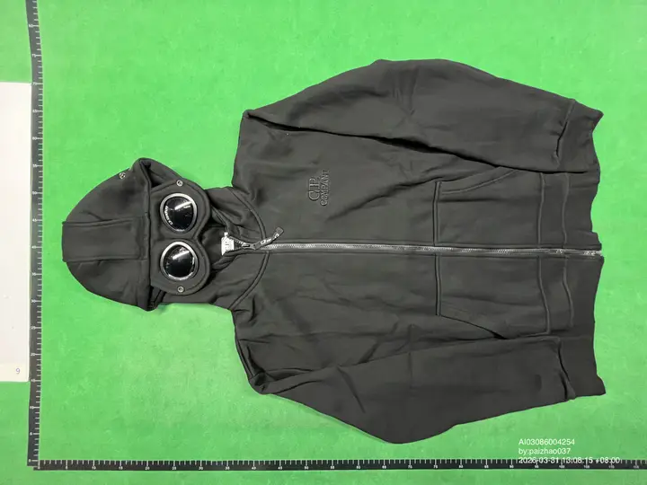 CP Company Hoodie QC photo 3