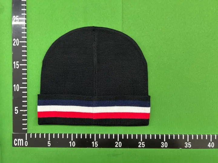 Budget Moncler Beanie QC photo 1