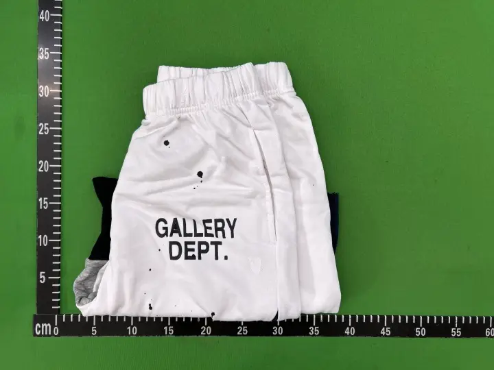 Gallery Dept Shorts QC photo 1