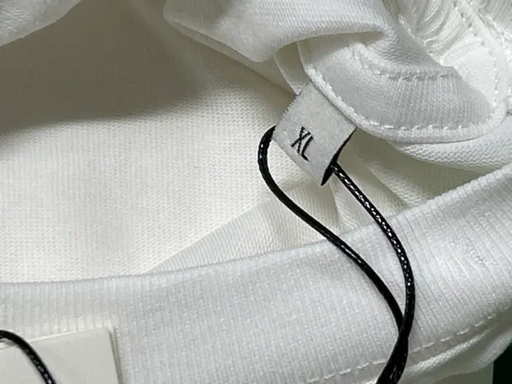 Ami Paris Tees with Small Logo QC photo 6