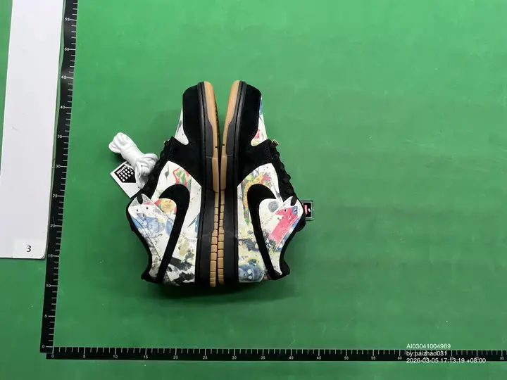 Dunk x Supreme Rammellzee Shoes QC photo 12