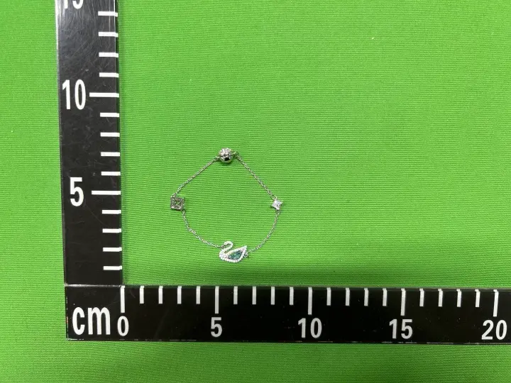Swarovski BRACLET QC photo 2