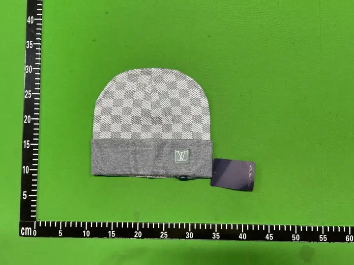 LV Budget Beanie QC photo 20