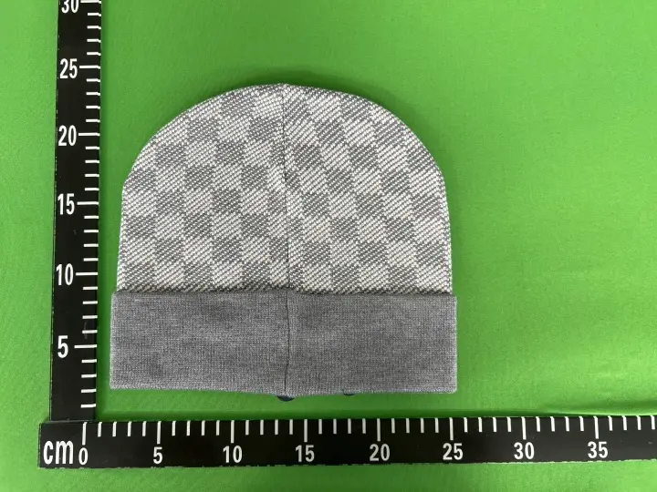 LV Budget Beanie QC photo 5