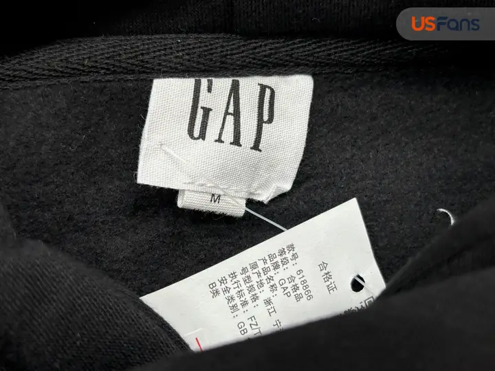 Gap Zip Hoodie QC photo 5