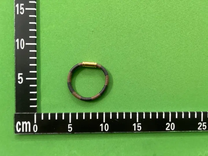 LV BRACLET QC photo 2