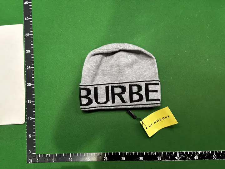 Burberry Beanie QC photo 13
