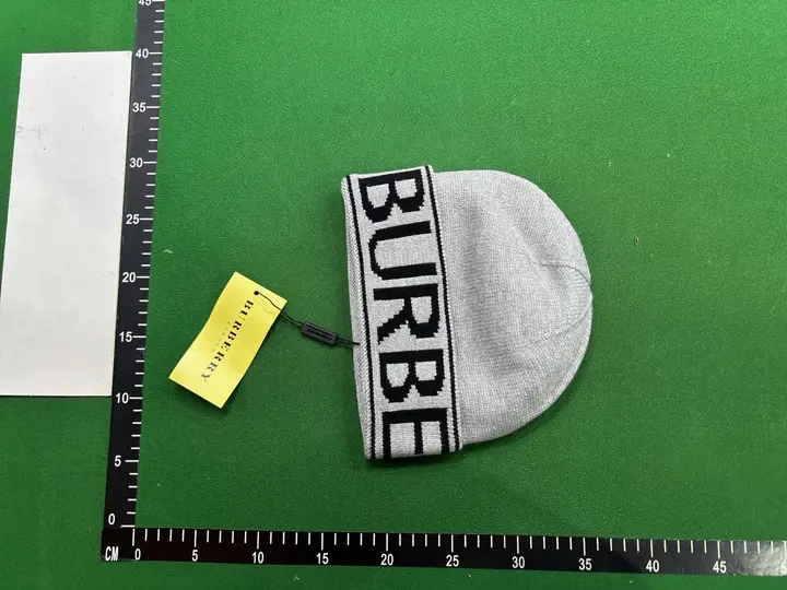 Burberry Beanie QC photo 16