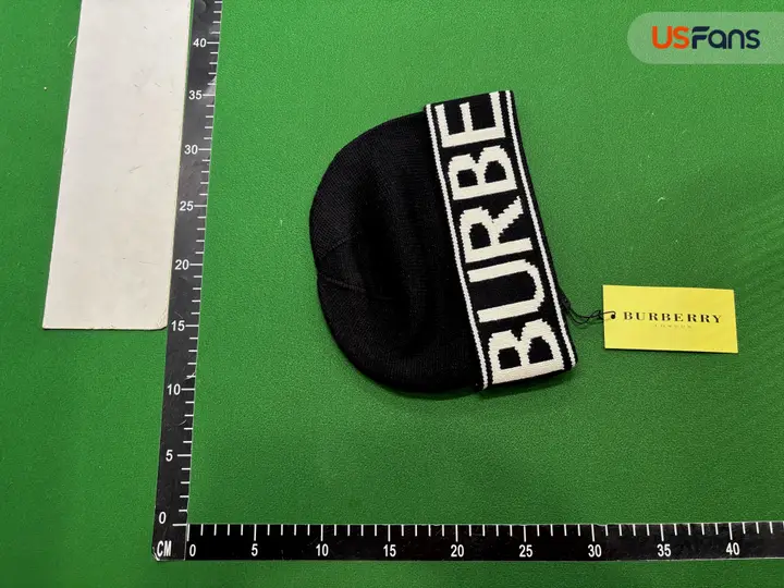 Burberry Beanie QC photo 20