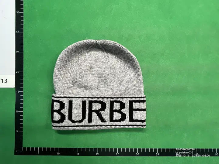 Burberry Beanie QC photo 7