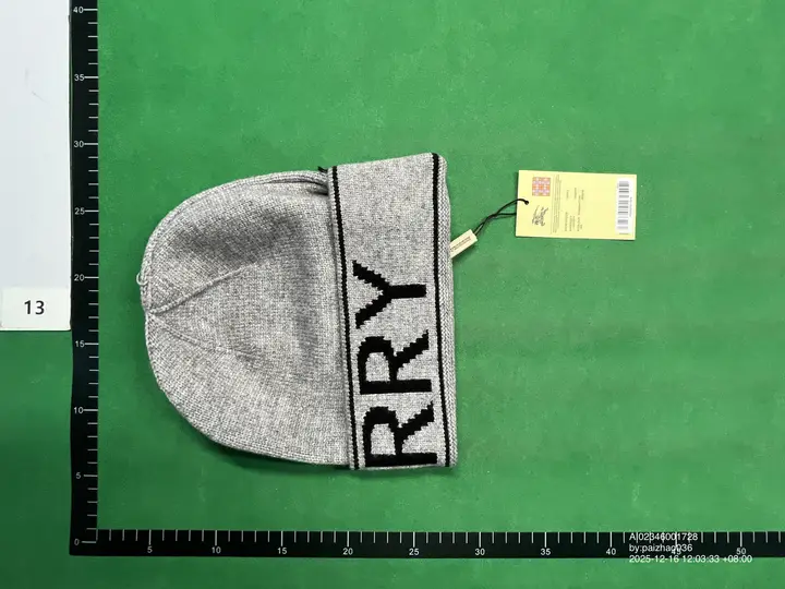 Burberry Beanie QC photo 8