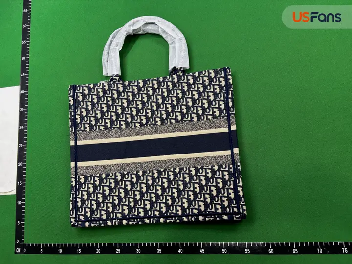 Dior Tote QC photo 8
