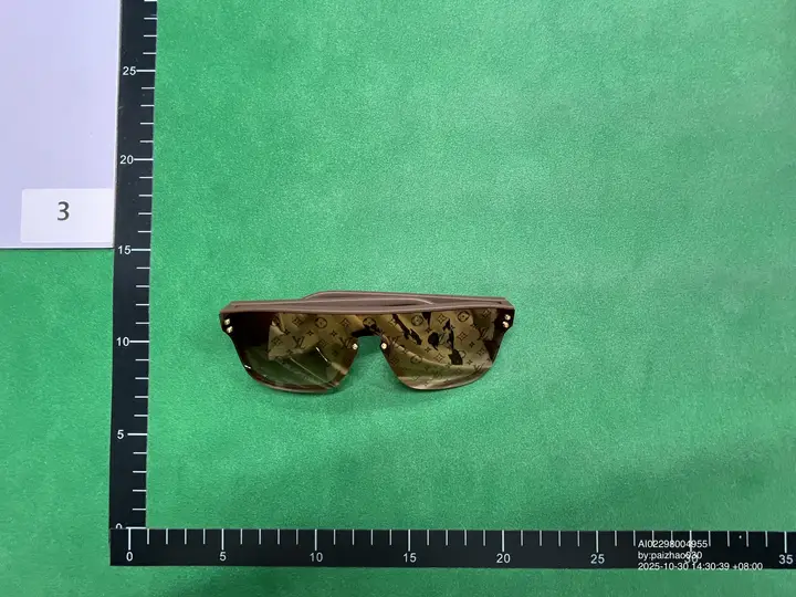 LV Sunglasses QC photo 11