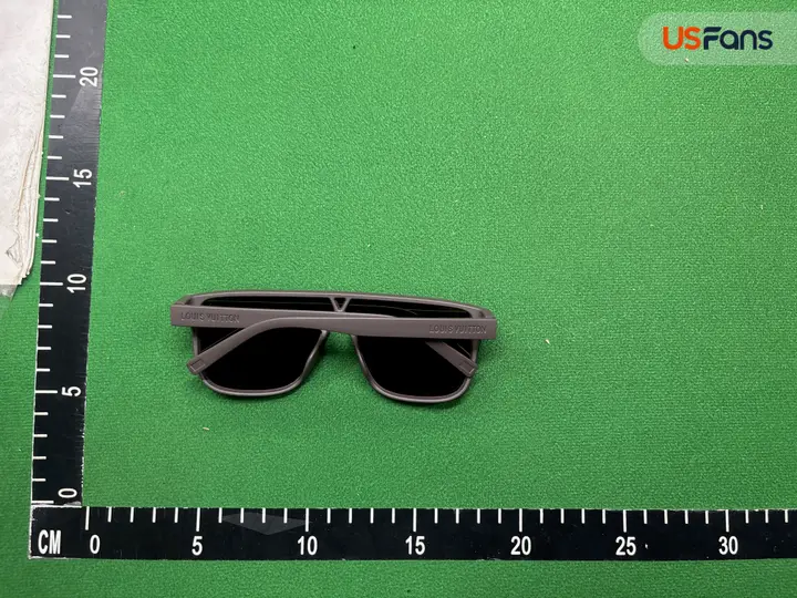LV Sunglasses QC photo 16