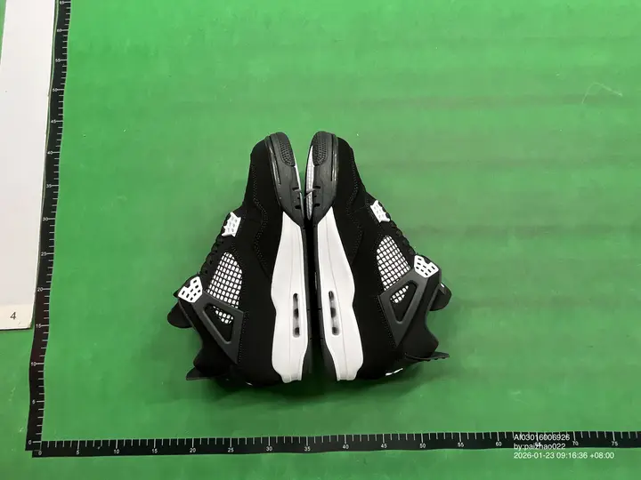 Jordan 4 SB Pine Green QC photo 17