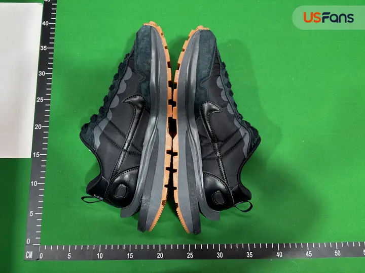 Sacai x Nike VaporWaffle QC photo 10