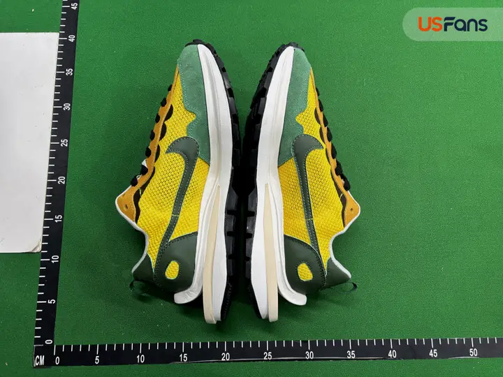 Sacai x Nike VaporWaffle QC photo 16