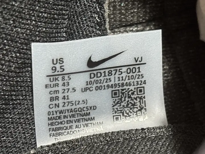 Sacai x Nike VaporWaffle QC photo 2