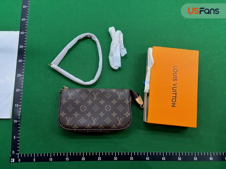 Louis Vuitton Pochette Accessoires QC photo 12