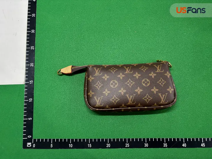 Louis Vuitton Pochette Accessoires QC photo 13