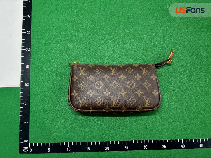 Louis Vuitton Pochette Accessoires QC photo 14