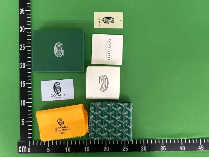 Goyard Wallet QC photo 1