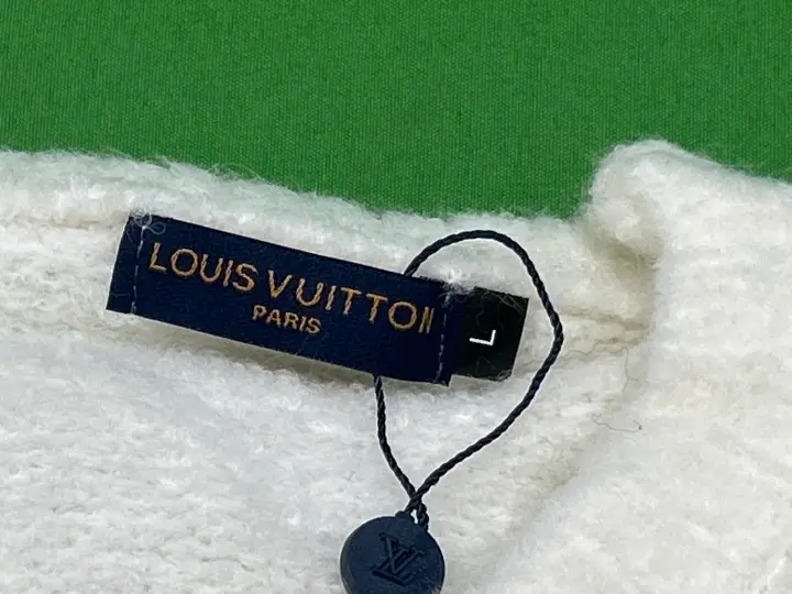Louis Vuitton Sweater QC photo 2